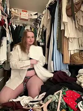 GingerSnap33 from StripChat is Freechat
