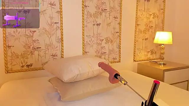 iris_violeta from StripChat is Freechat