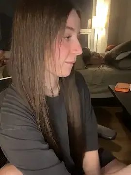 nerdynina from StripChat is Freechat