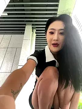 so-linger from StripChat is Freechat