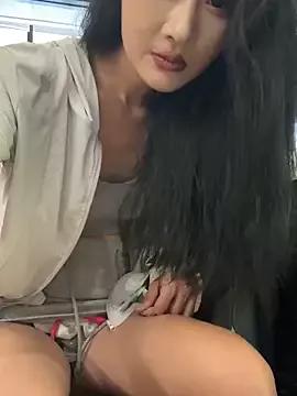 so-linger from StripChat is Freechat
